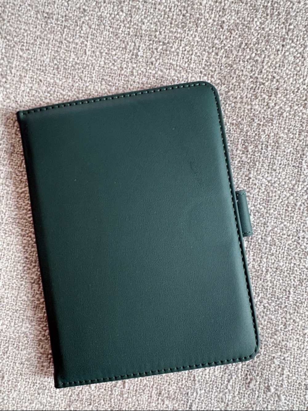 HOYIXI Dark Green Tablet Folio Case Magnetic Closure Universal 6-7 inch Kindle‎